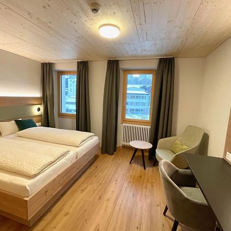 פיש Boutique Und Bier Hotel Des Alpes מראה חיצוני תמונה