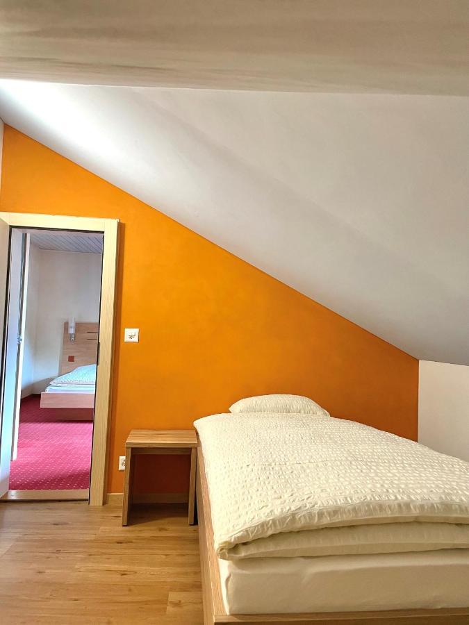 פיש Boutique Und Bier Hotel Des Alpes מראה חיצוני תמונה